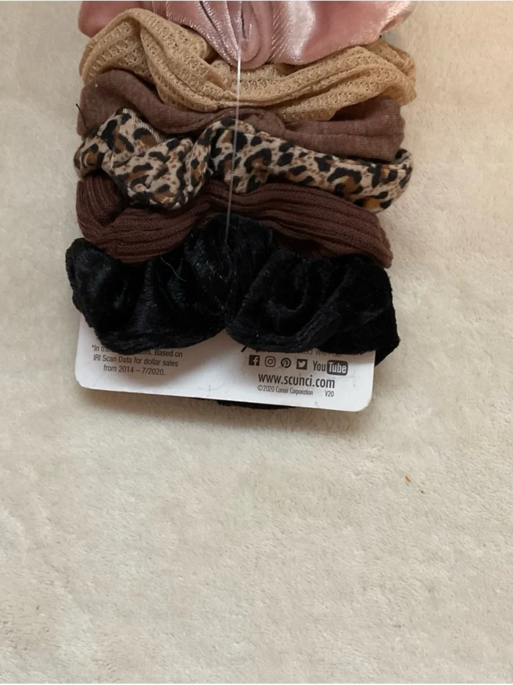 scunci Assorted Hair Scrunchie Set in Black, Brown, Tan, Pink, Leopard